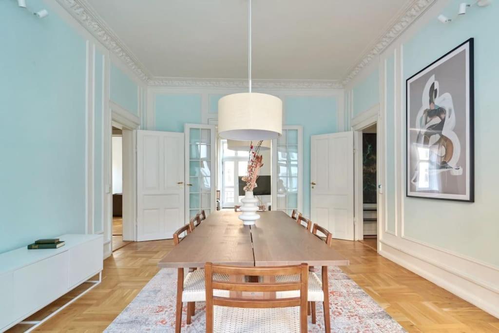 Moderen And Sleek 3Br With Bath By The Lakes And Metro Copenhague Exterior foto