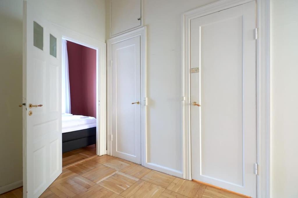 Moderen And Sleek 3Br With Bath By The Lakes And Metro Copenhague Exterior foto