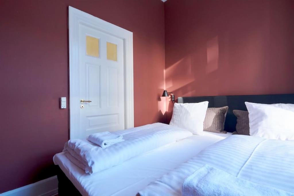 Moderen And Sleek 3Br With Bath By The Lakes And Metro Copenhague Exterior foto